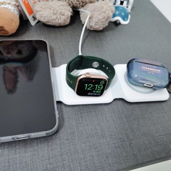 15w 3 In 1 Magnetic Wireless Charger Phone Induction Fast Charging Stand For Phone- 3in1 Magsafe Wireless Charger For Android and Iphone