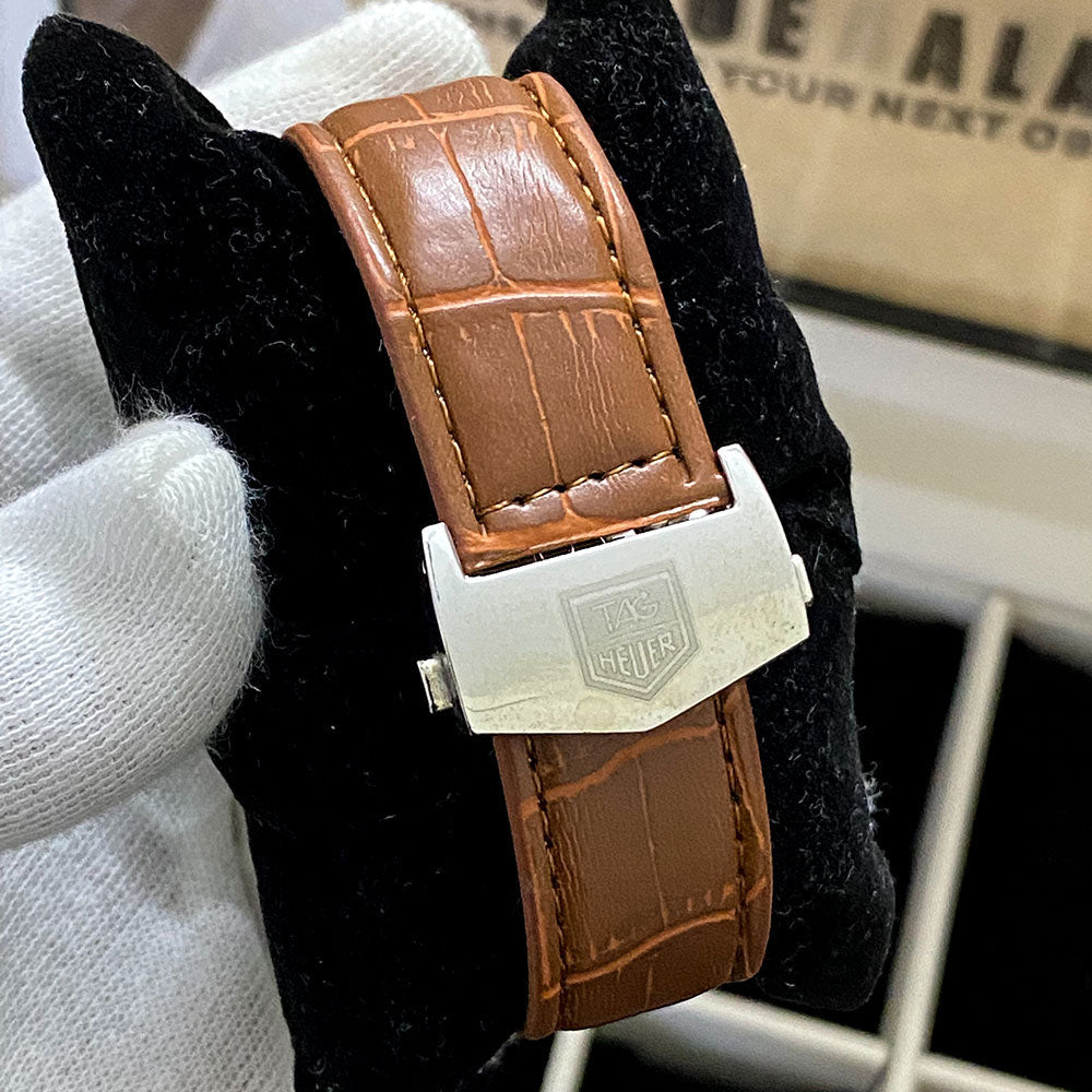 Premium Leather Tagheur Carrera Calibre 5 – Day And Date Both Working- Best Quality Analog Watch For Men