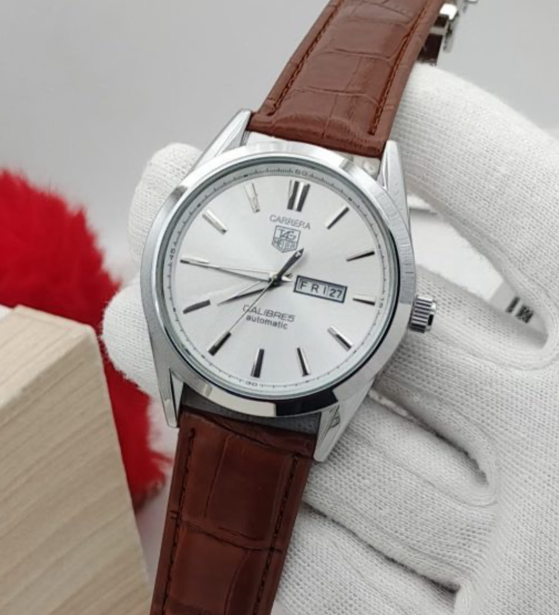 Premium Leather Tagheur Carrera Calibre 5 – Day And Date Both Working- Best Quality Analog Watch For Men